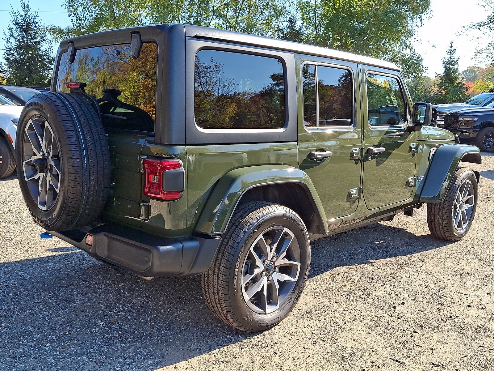 Used 2024 Sarge Green Clearcoat Jeep Sport S image 6