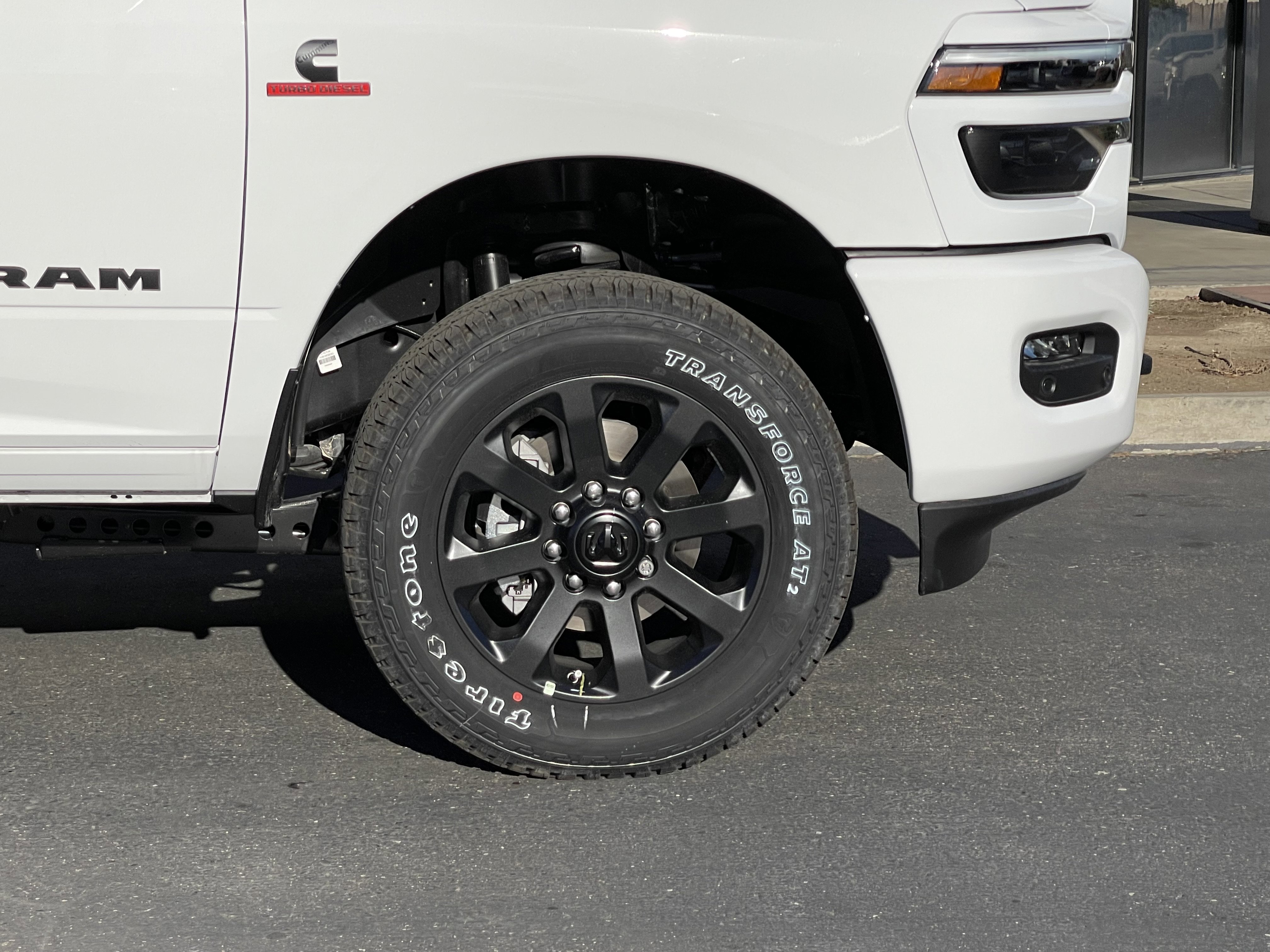 New 2026 Bright White Clear-Coat Exterior Paint RAM Laramie image 9