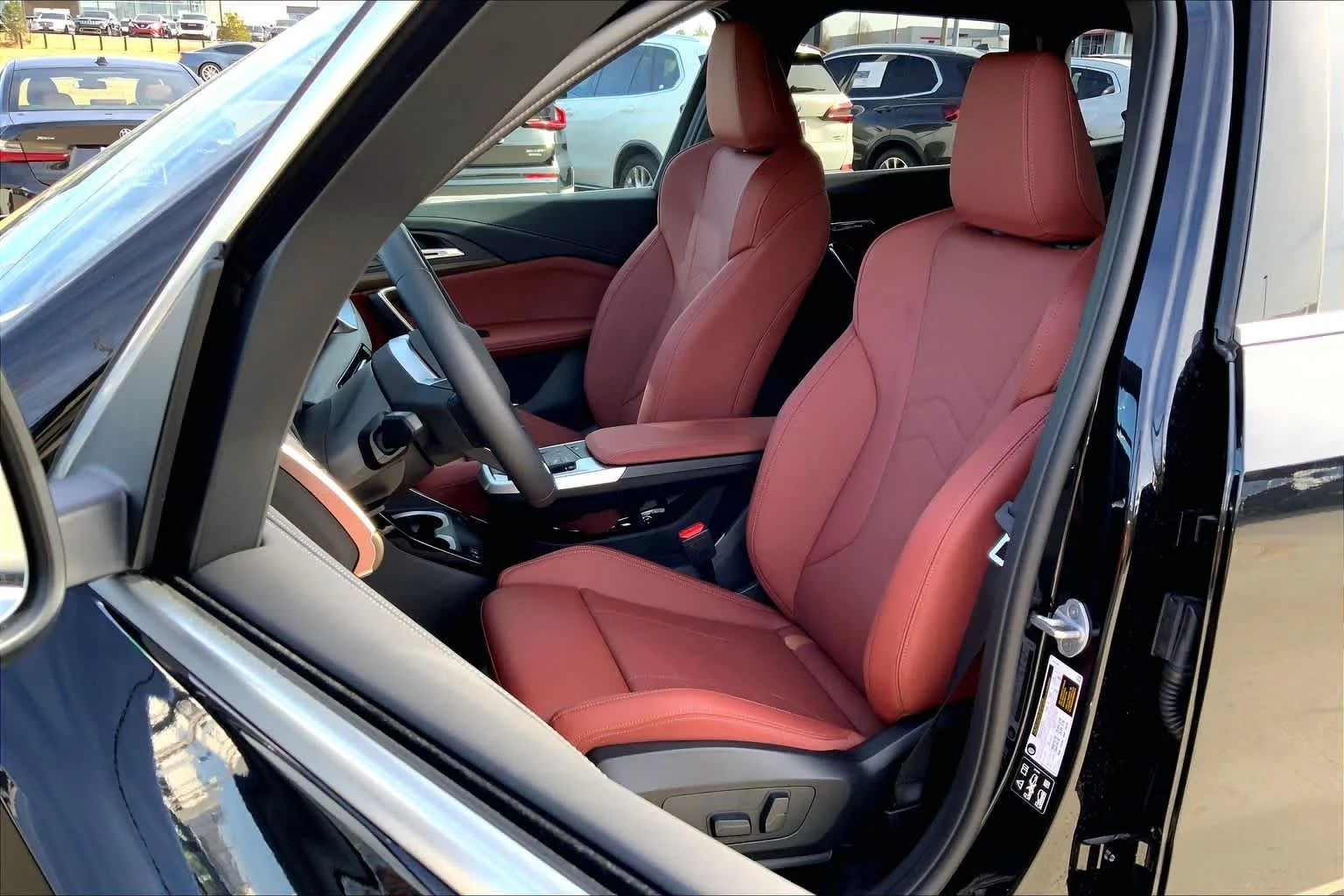 New 2026 Black Sapphire Metallic BMW xDrive28i image 9