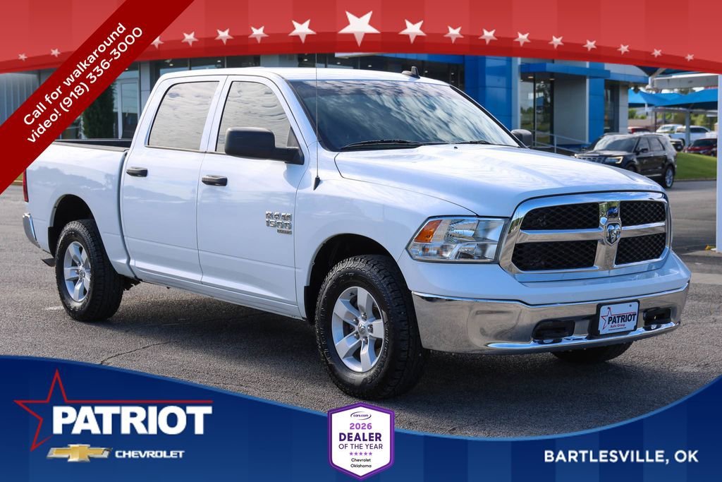 2022 RAM 1500 Classic SLT 4x4 Crew Cab 5'7's photo