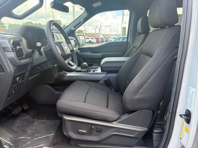 New 2026 White Ford XLT image 19