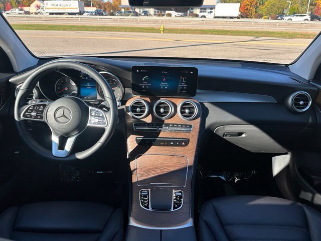 Used 2020 Gray Mercedes-Benz GLC 300 image 30