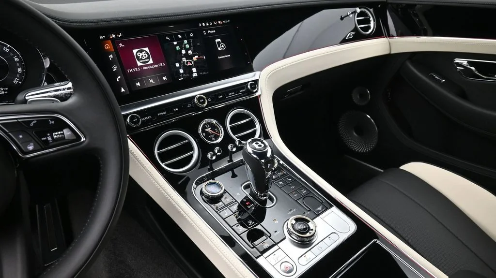 New 2026 Black Bentley S V8 image 8