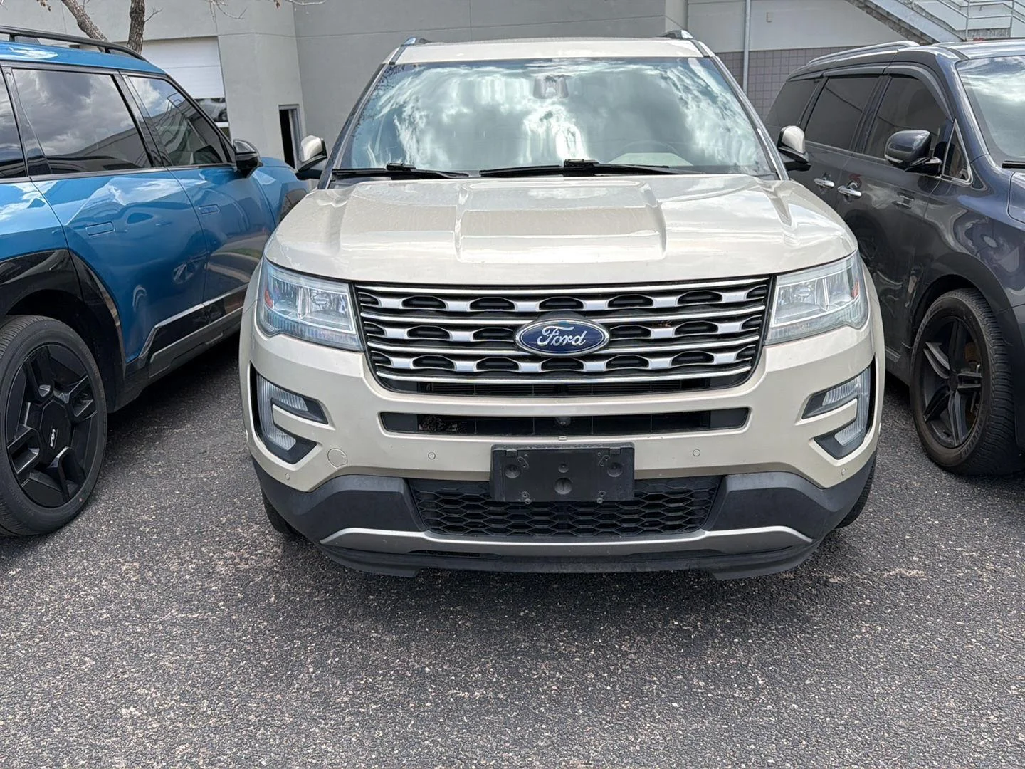 2017 Ford Explorer Limited 4WD's photo