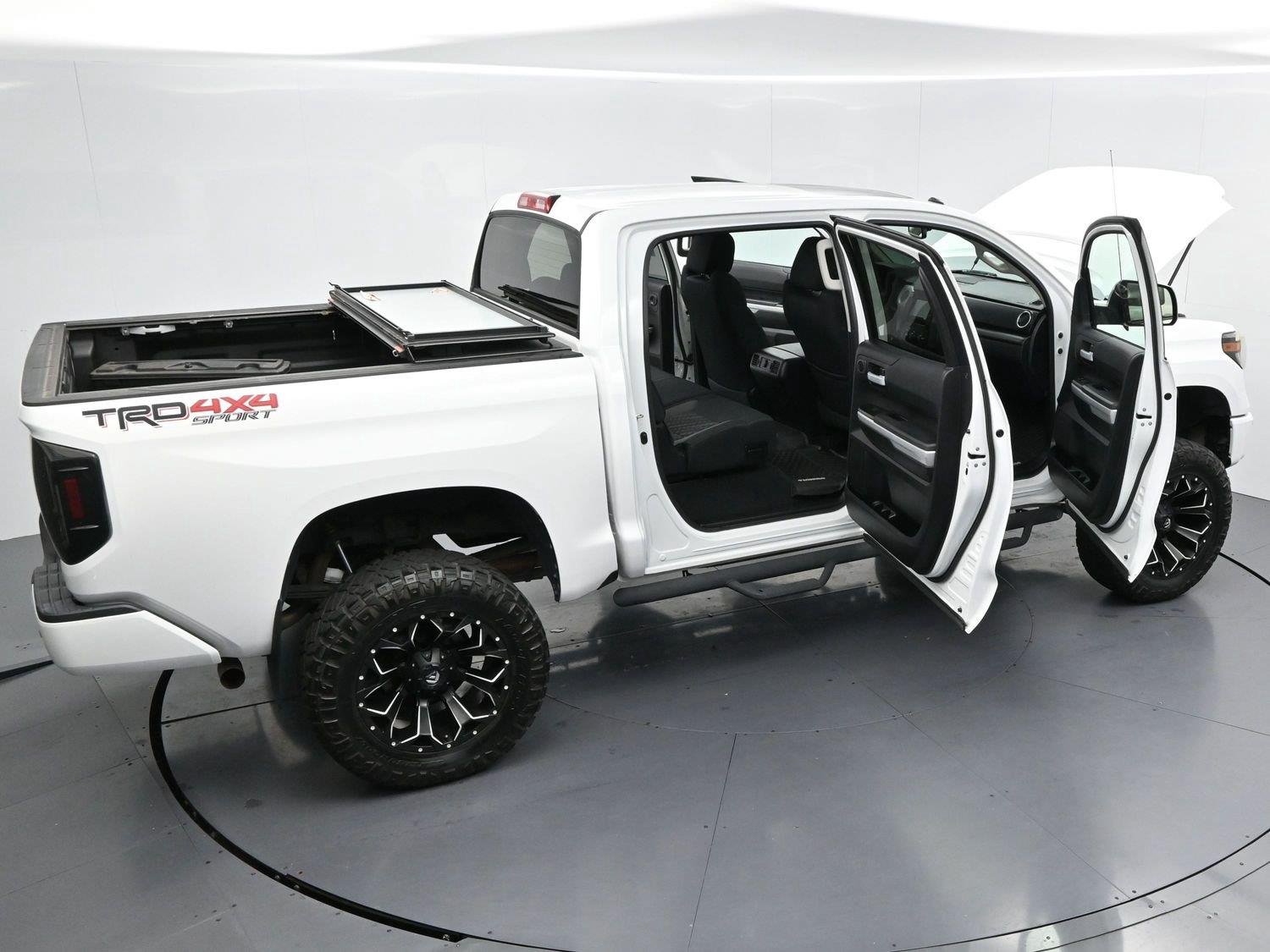 Used 2019 Super White Toyota SR5 image 35