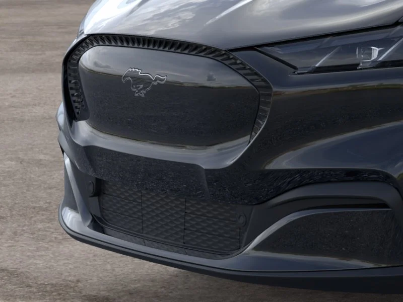 New 2026 Shadow Black Ford Select image 17