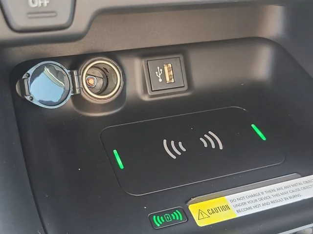 Used 2023 Green Toyota XLE image 36