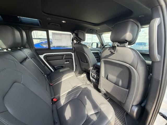 New 2026 Fuji White Land Rover S image 17