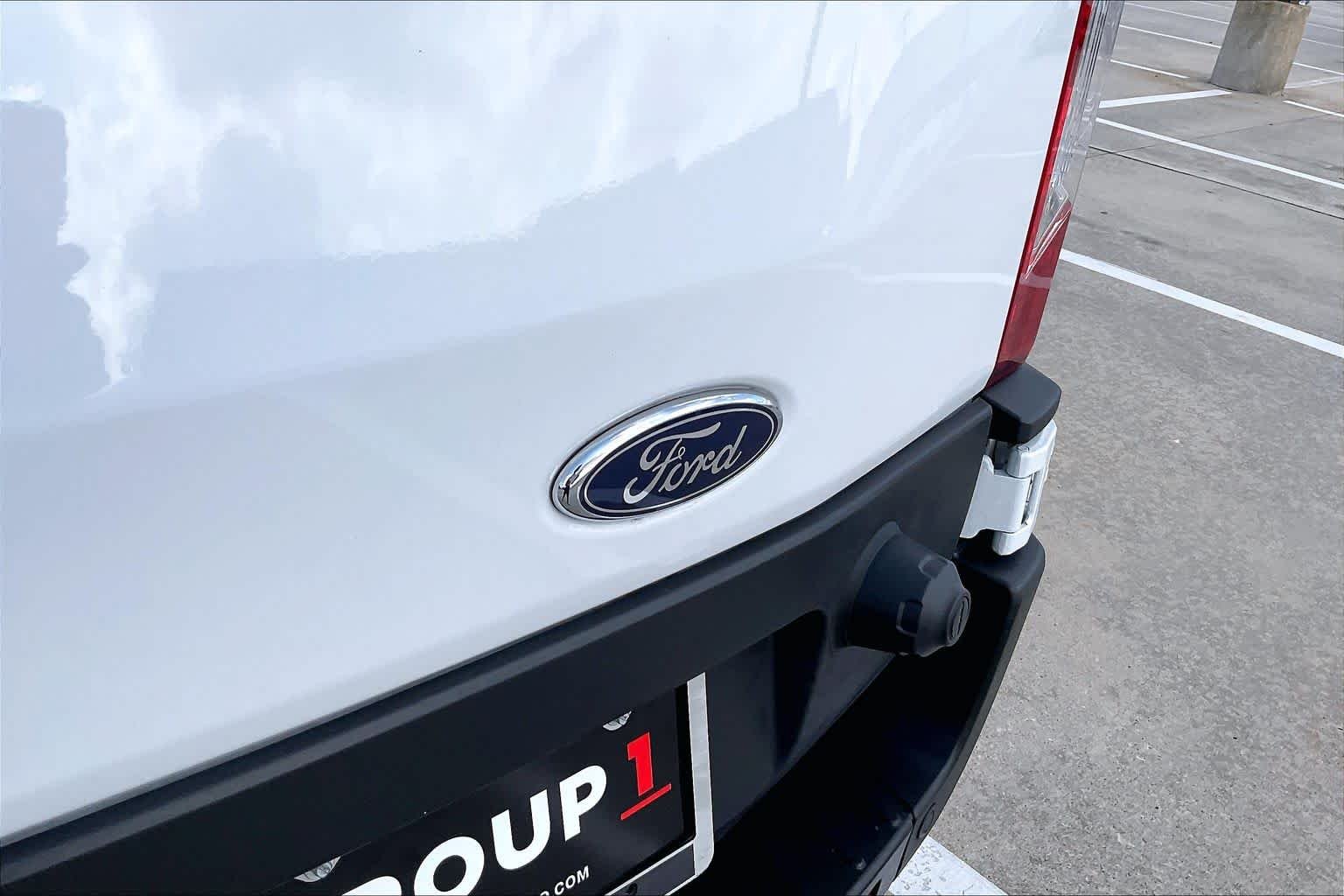 Used 2024 Oxford White Ford  image 9