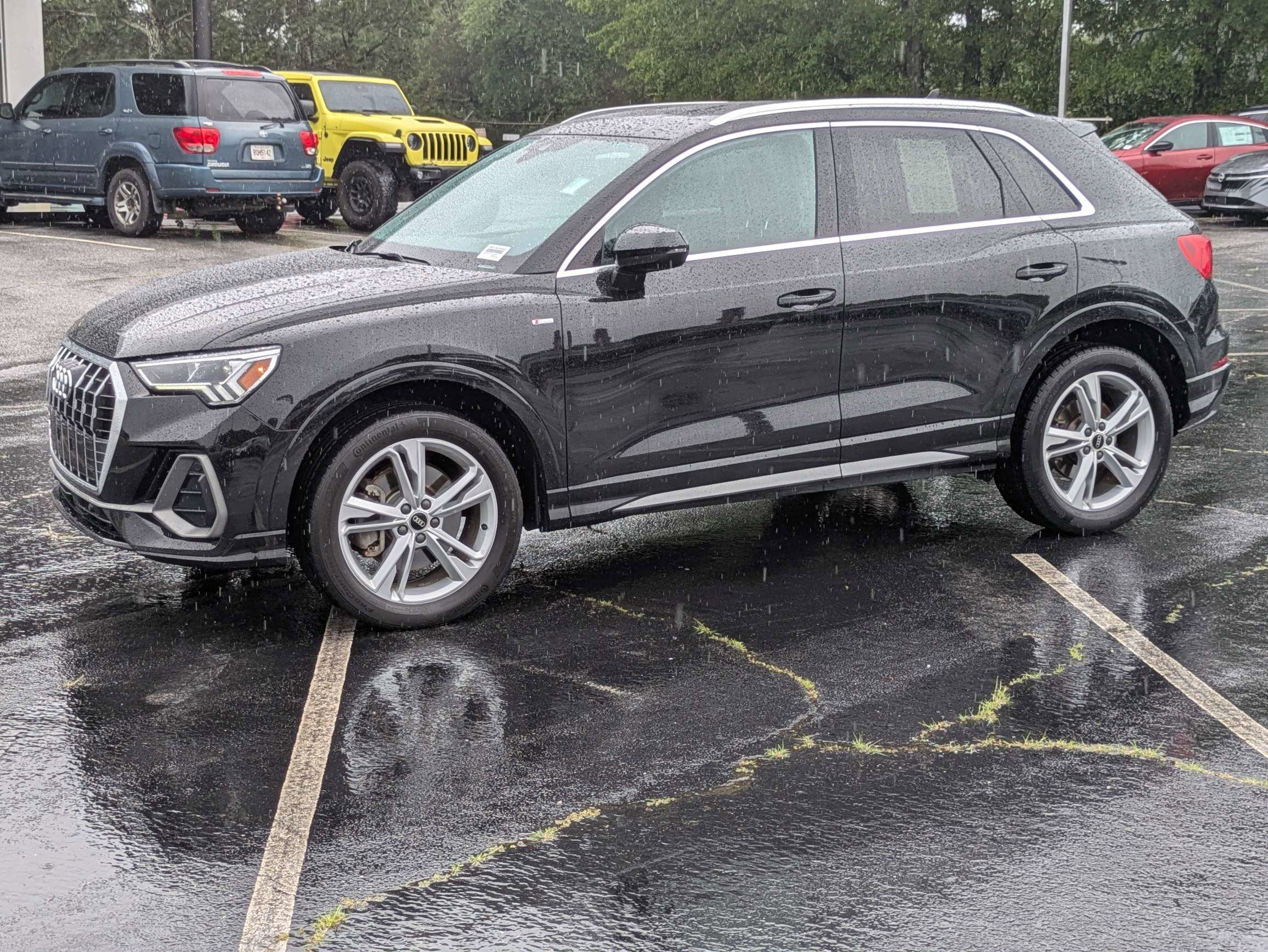 Used 2022 Black Audi Premium Plus image 7