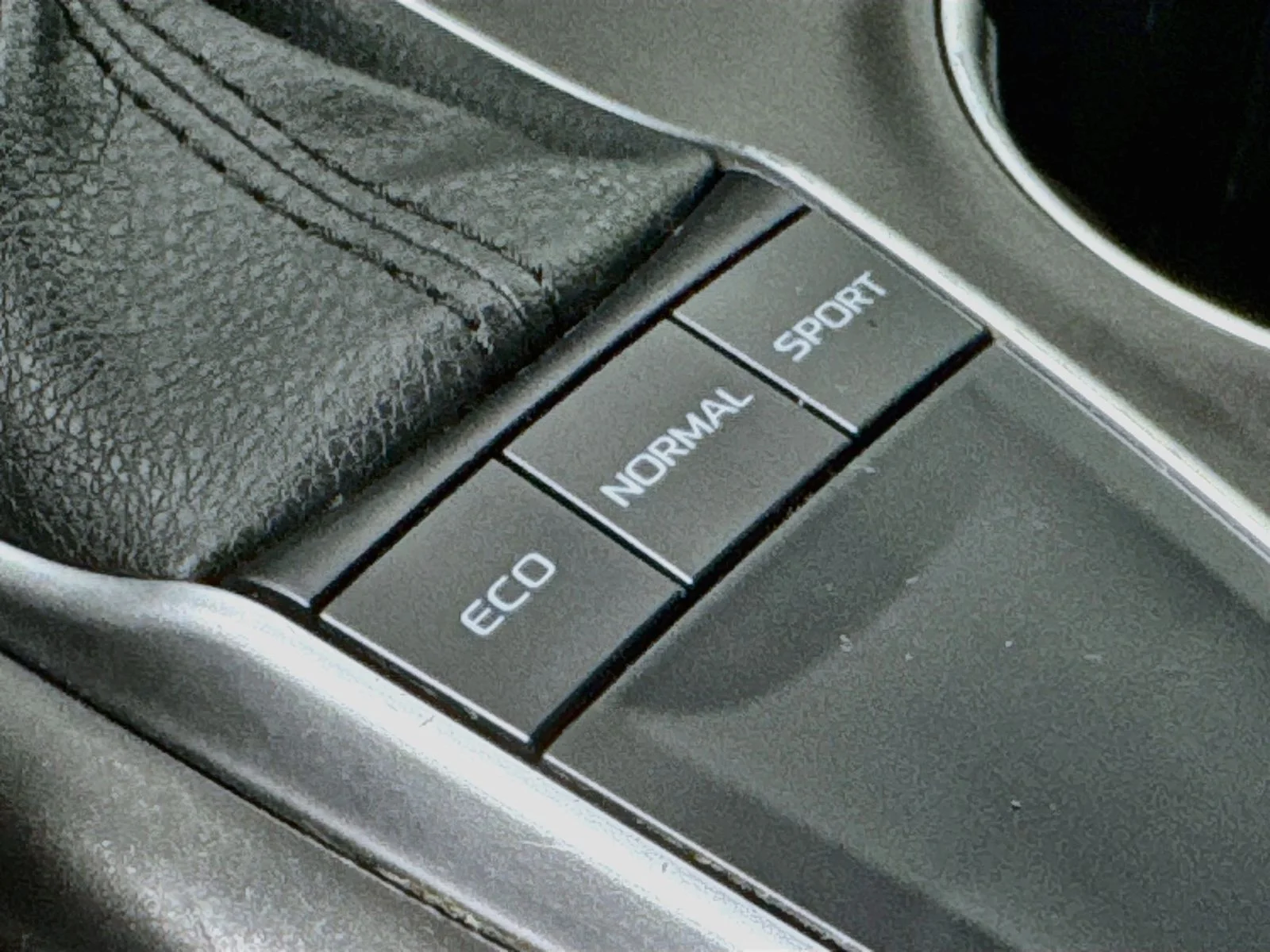 Certified Used 2024 Silver Toyota LE image 17