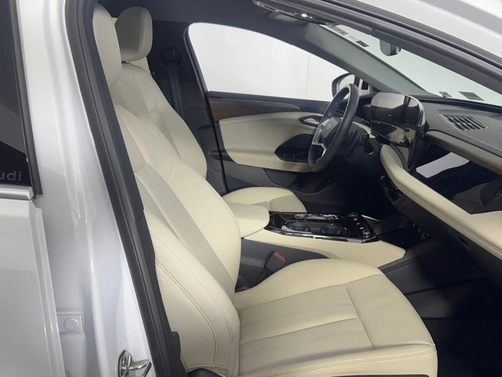 Used 2025 White Audi Premium image 27