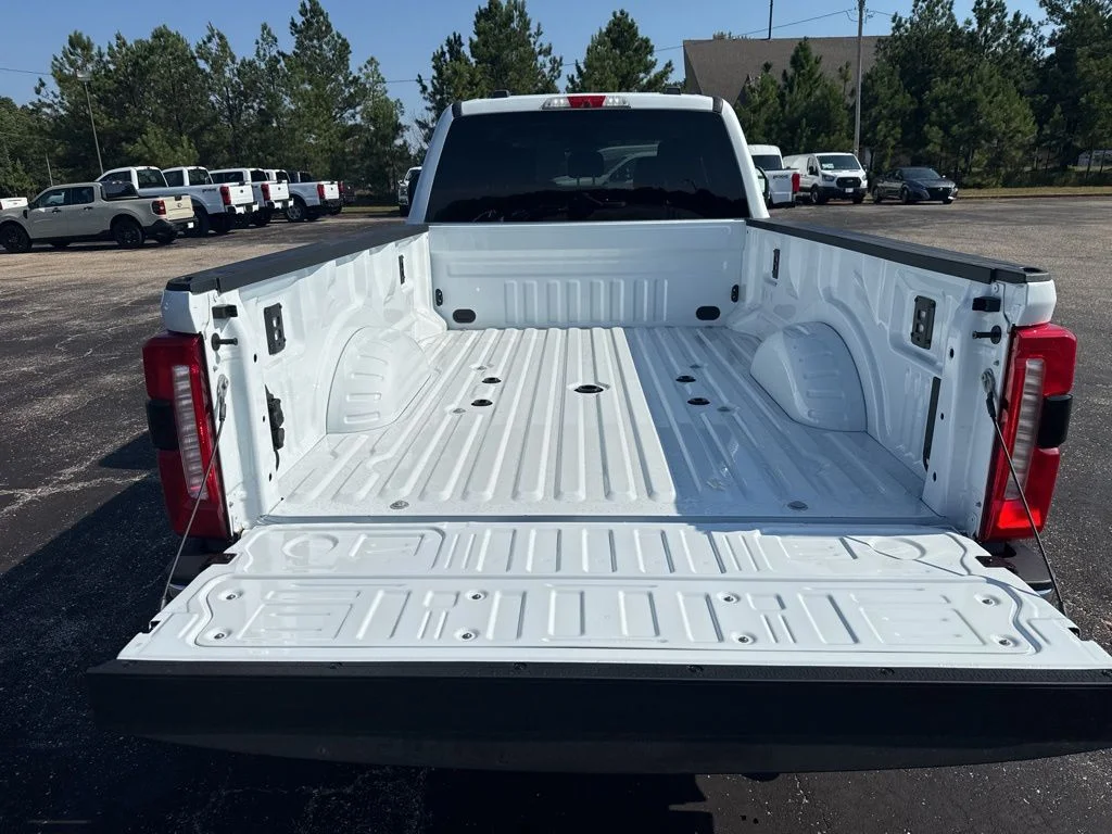 New 2026 Oxford White Ford F-250® Lariat® image 11
