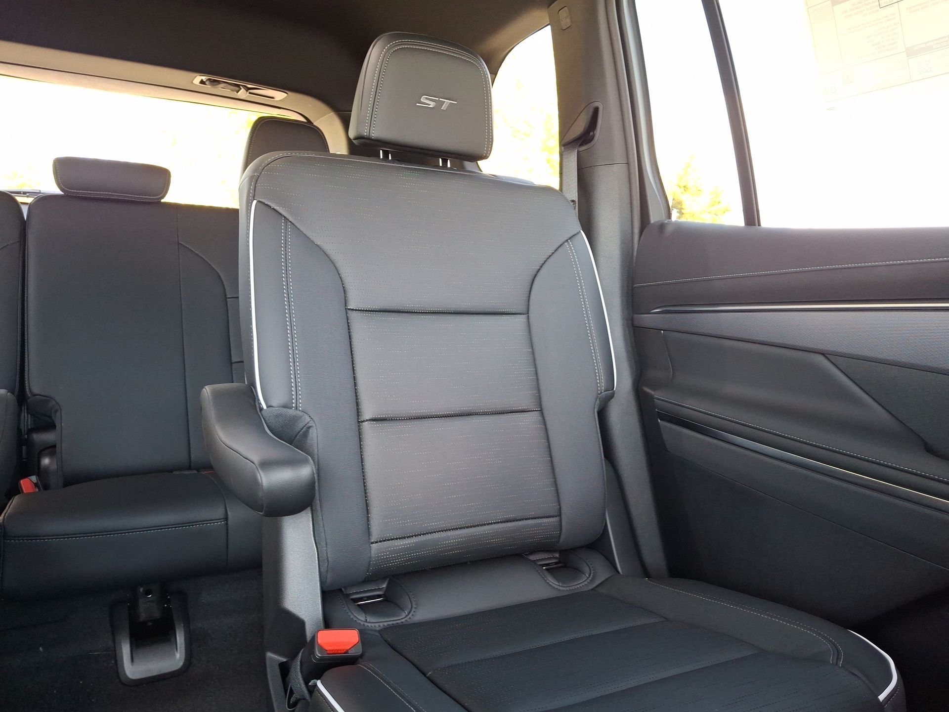 2026 Buick Enclave Sport Touring - Photo 39