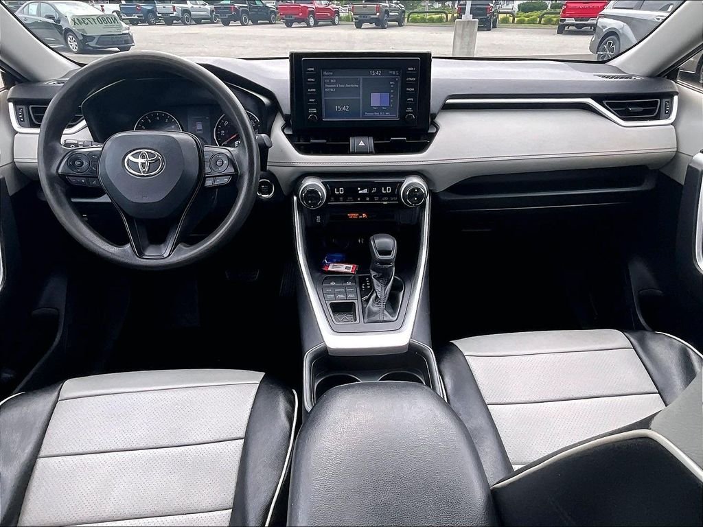 Used 2019 Black Toyota XLE image 19