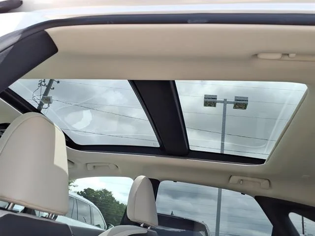 Used 2023 Iridium Lexus Luxury image 10