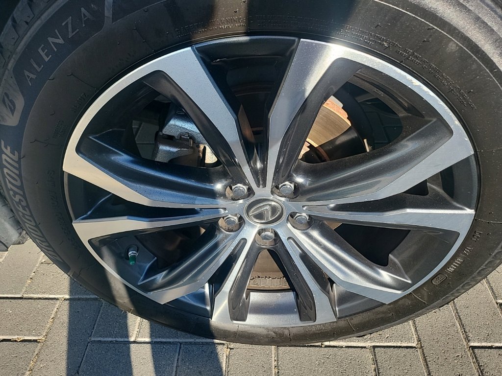 Used 2021 White Lexus 350L image 7