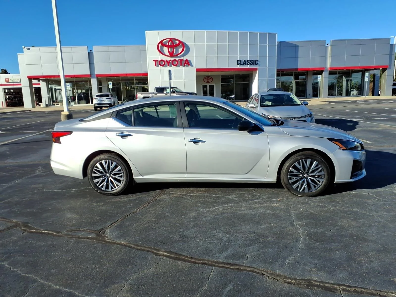 Used 2025 Brilliant Silver Metallic Nissan SV image 10