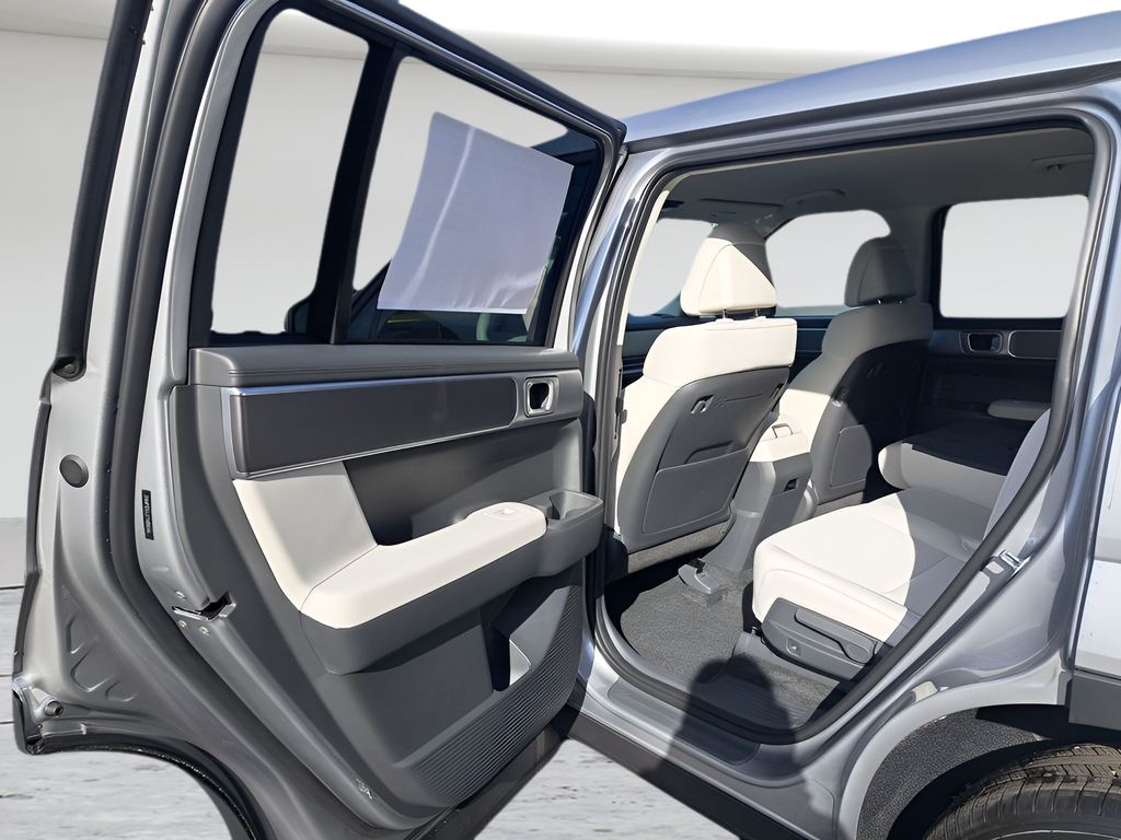 New 2026 Silver Hyundai SE image 11