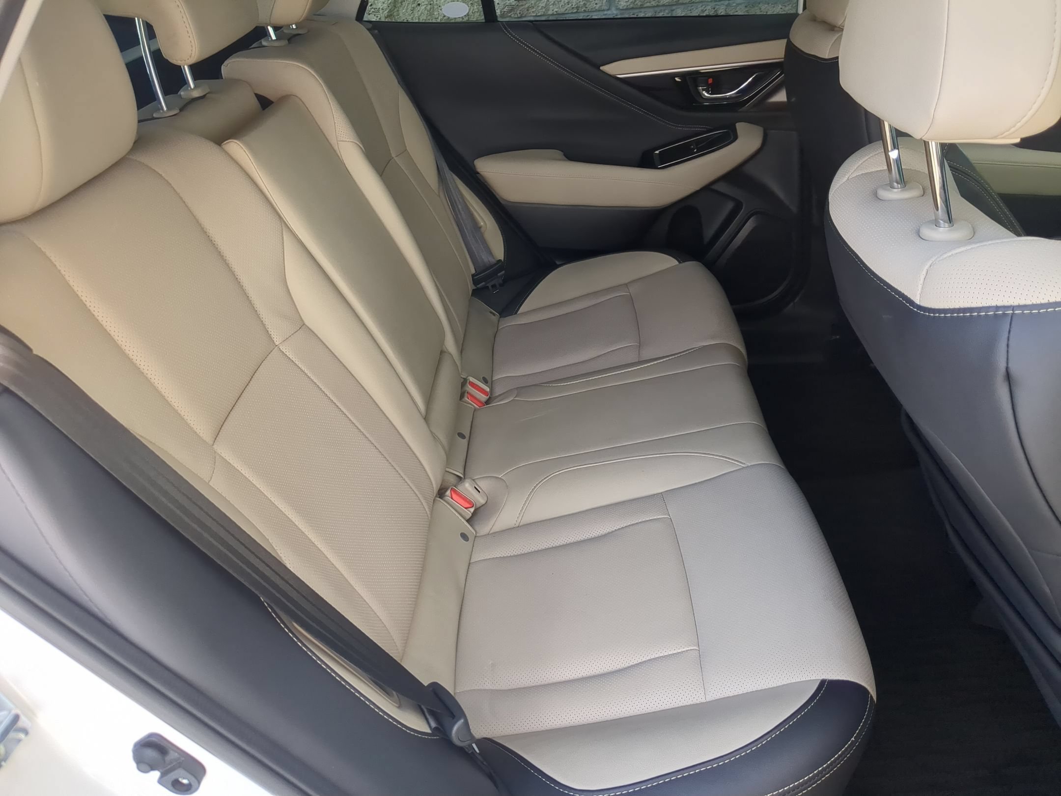 Certified Used 2025 Crystal White Pearl Subaru Limited image 25