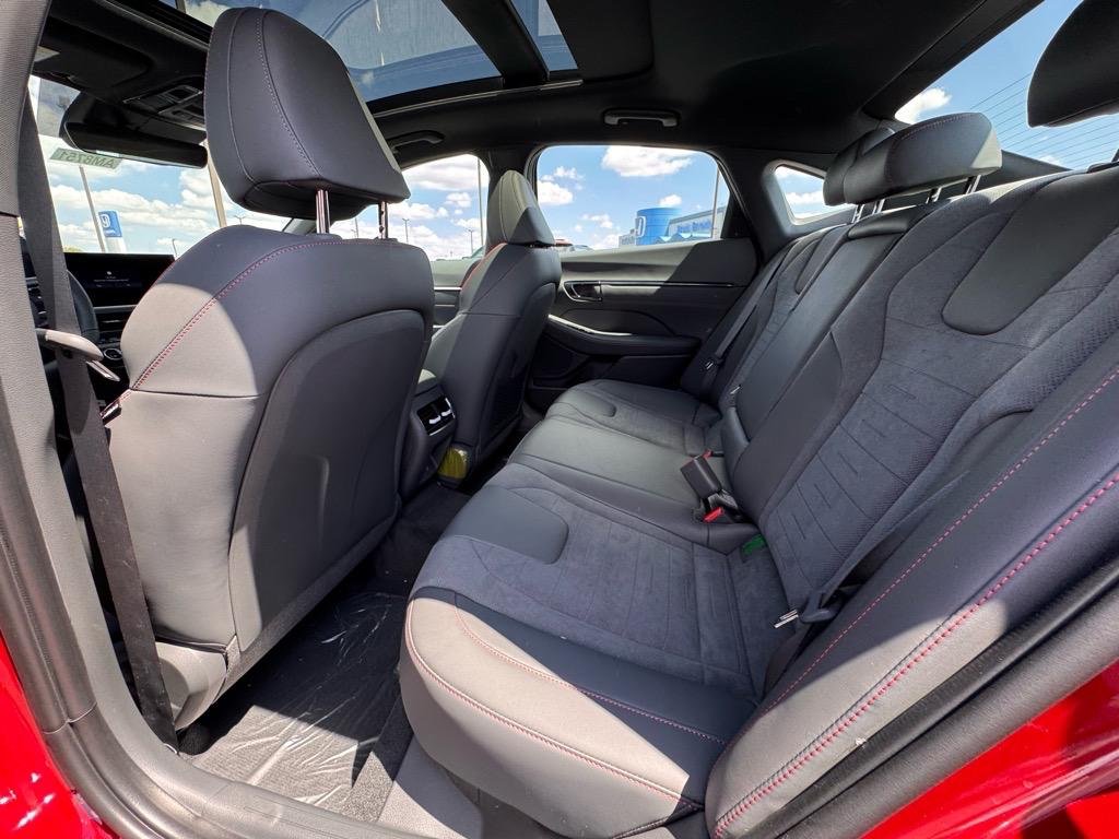 2025 Hyundai Sonata N Line - Photo 13