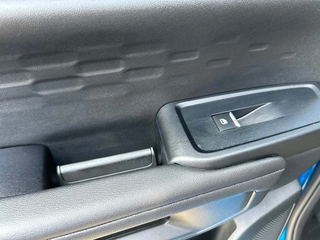 Used 2025 Blue Ford XL image 24