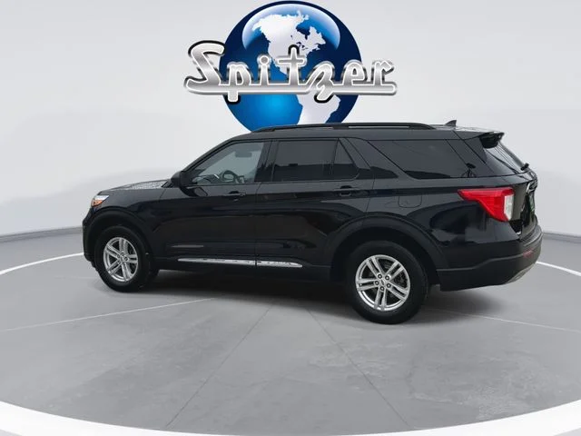 Used 2023 Black Metallic Ford XLT image 7