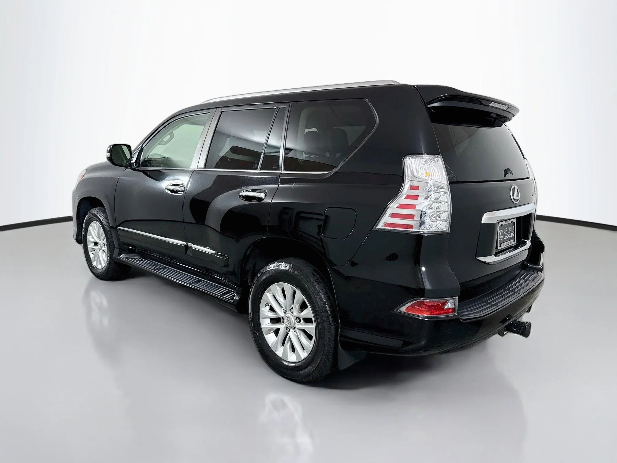 Used 2016 Black Onyx Lexus 460 image 5