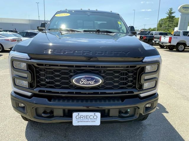 Used 2024 Black Ford Lariat image 10