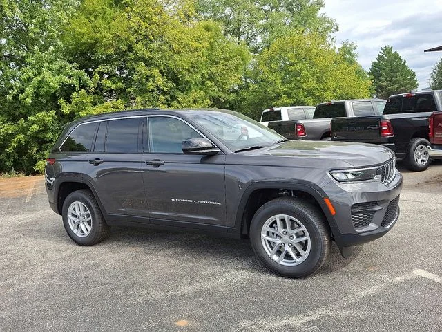 New 2025 Gray Jeep Laredo X image 8