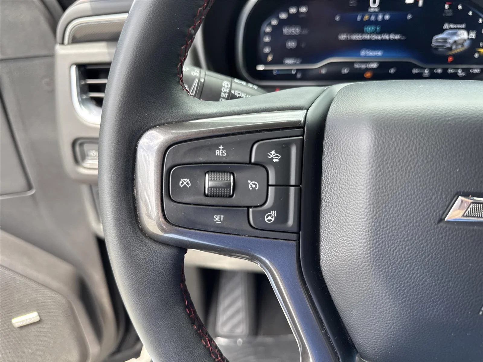 Used 2023 Black Chevrolet RST image 22