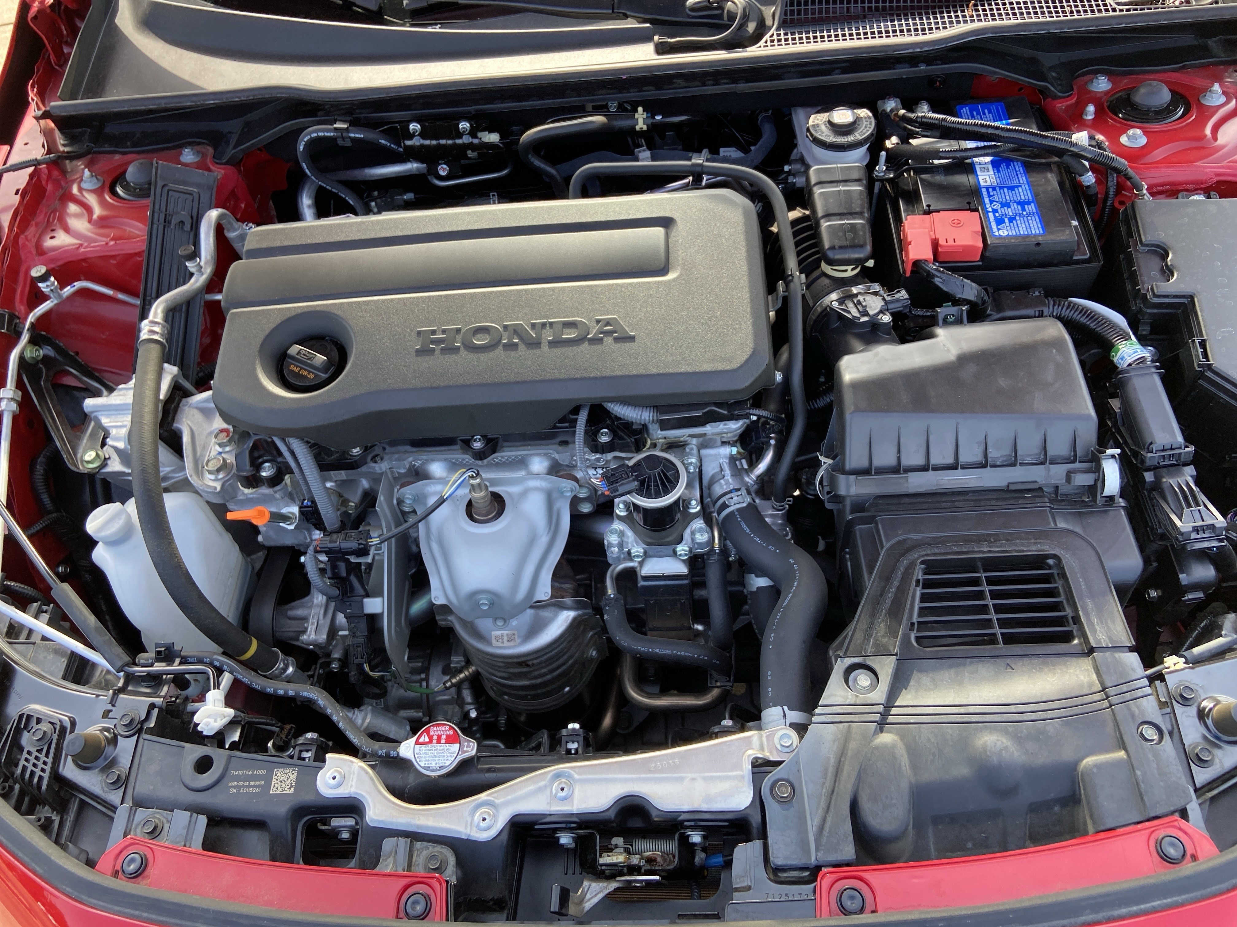 Used 2025 Rallye Red Honda LX image 27