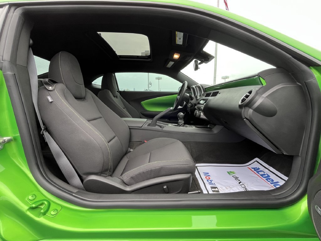 Used 2010 Synergy Green Metallic Chevrolet 1LT image 32