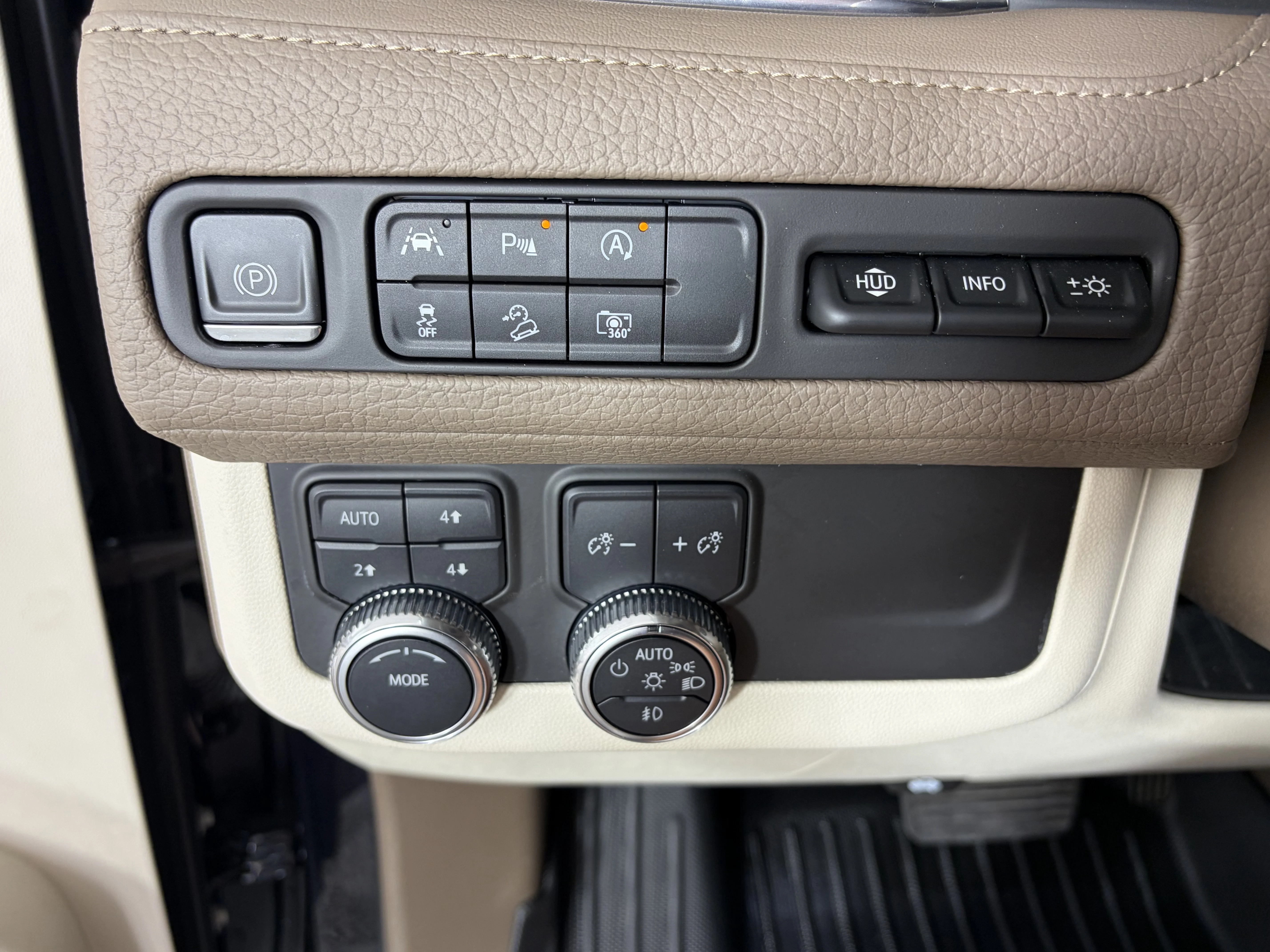Used 2023 Midnight Blue Metallic GMC Denali image 32
