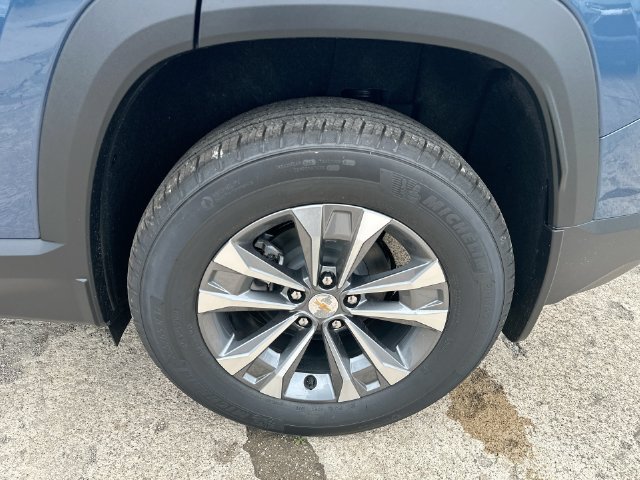 2027 Chevrolet Equinox LT - Photo 56