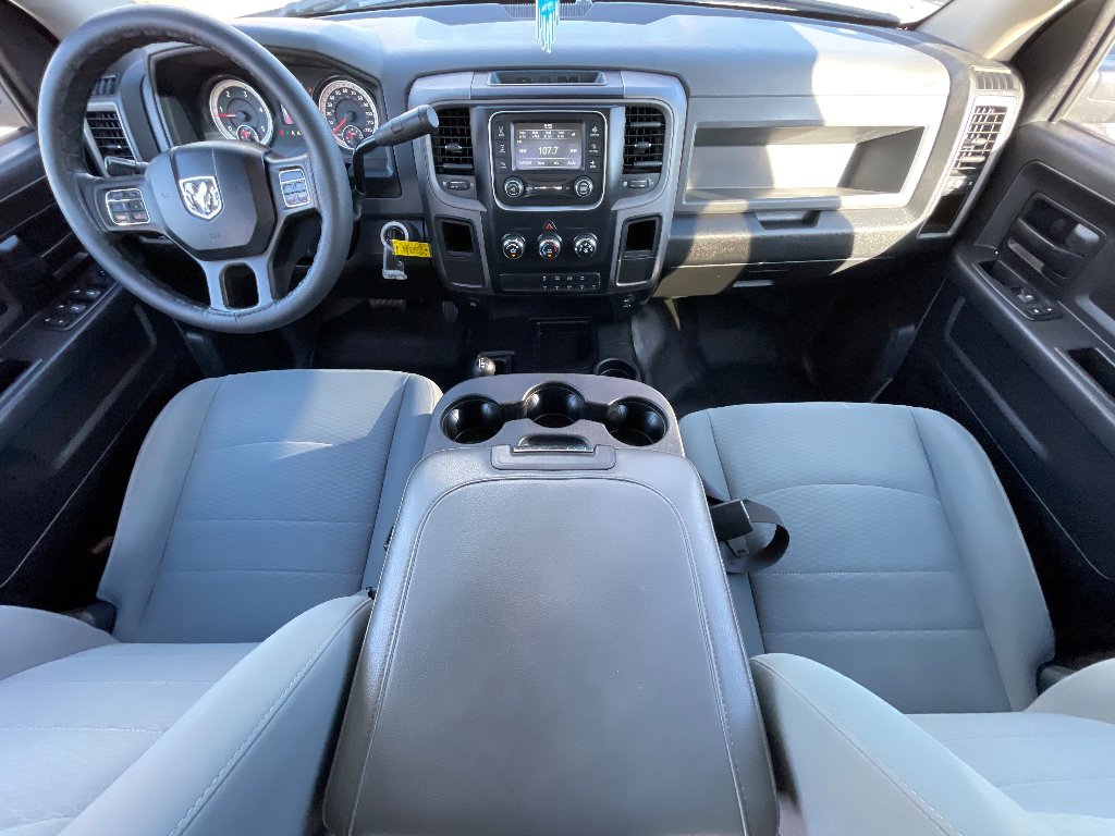 Used 2015 Bright White Clearcoat Ram Tradesman image 3
