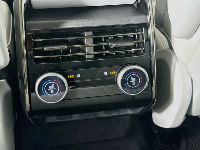 Certified Used 2024 Gray Land Rover SE image 27