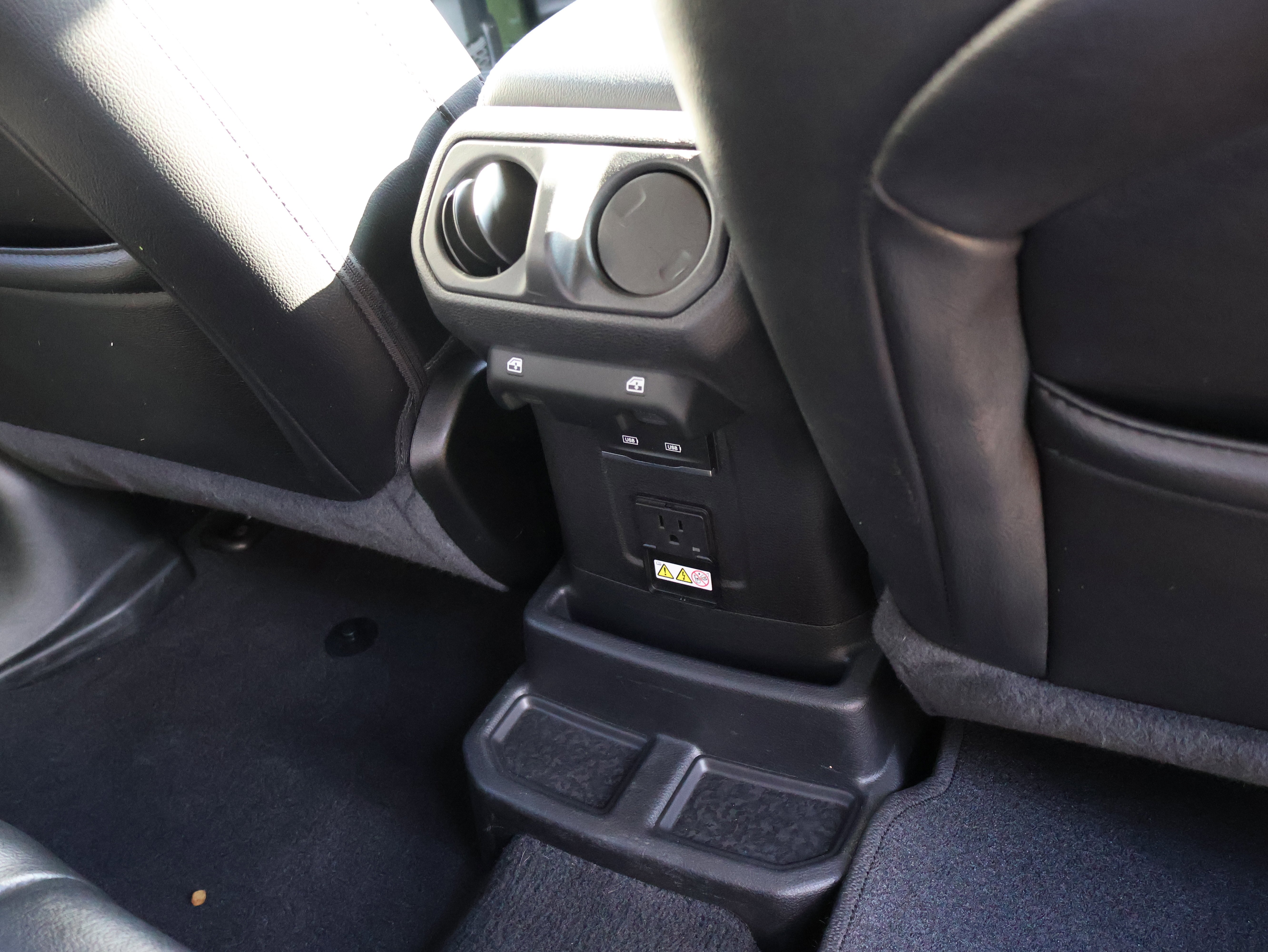 2021 Jeep Wrangler Unlimited Sahara - Photo 18