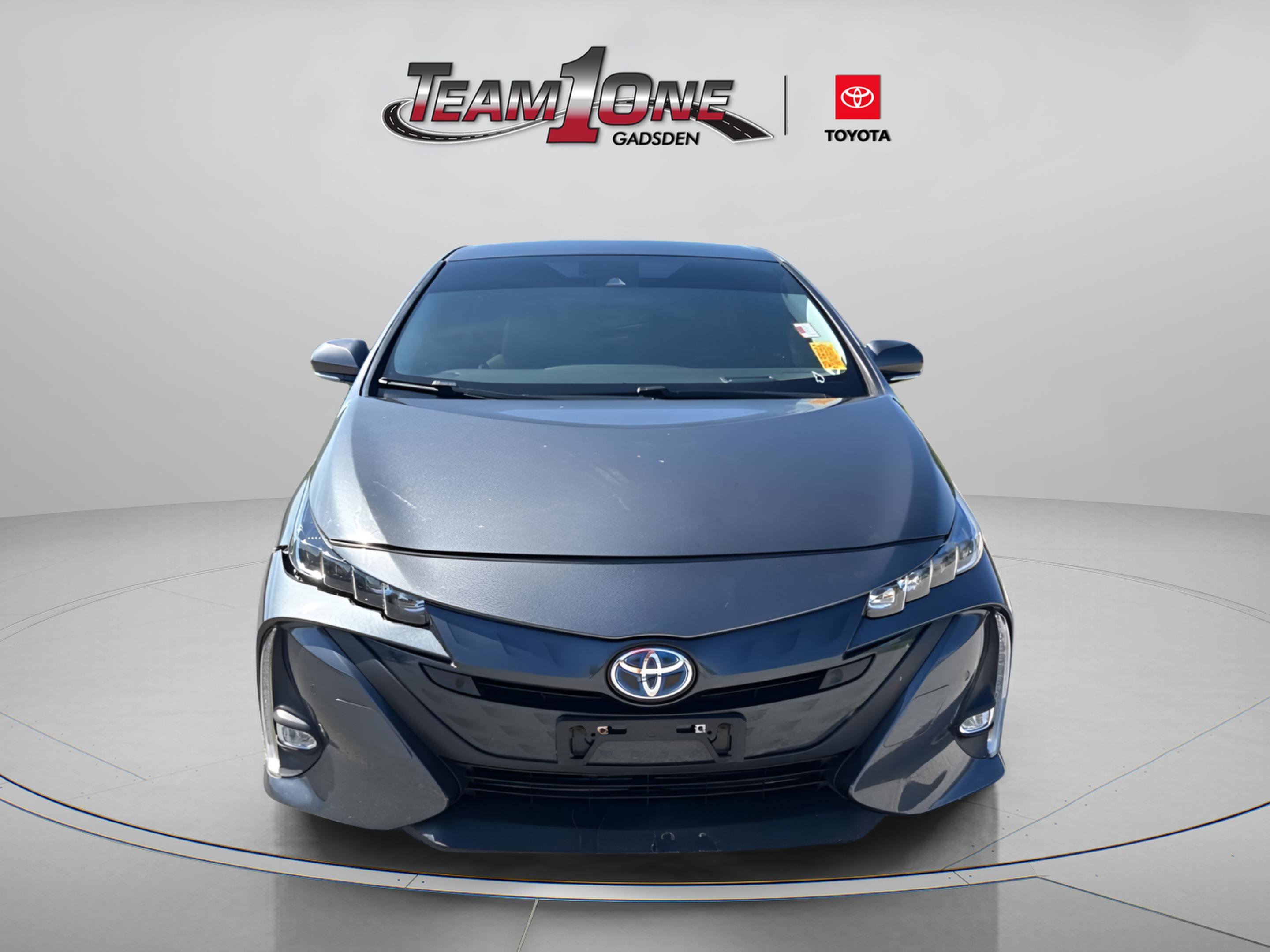 Used 2017 Magnetic Gray Metallic Toyota Advanced image 2