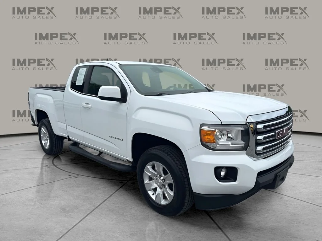 Used 2018 White GMC SLE1 image 7