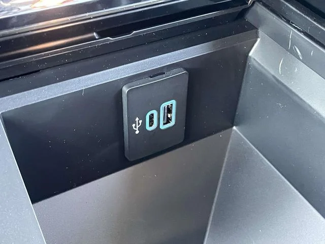 New 2026 Avalanche Ford F-250® Lariat® image 24