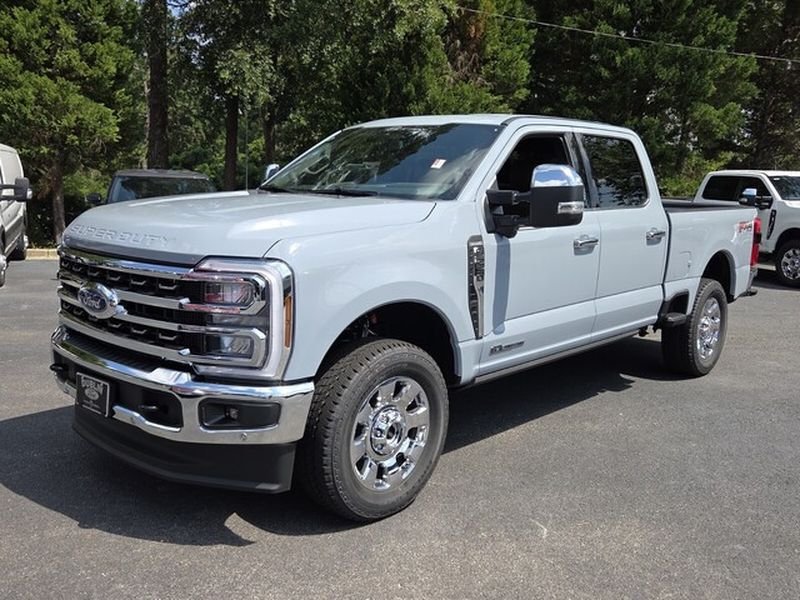 New 2026 Glacier Gray Metallic Tri-Coat Ford F-250® King Ranch® image 3