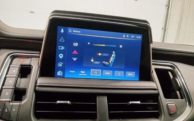 Used 2022 Black Chevrolet Z71 image 28
