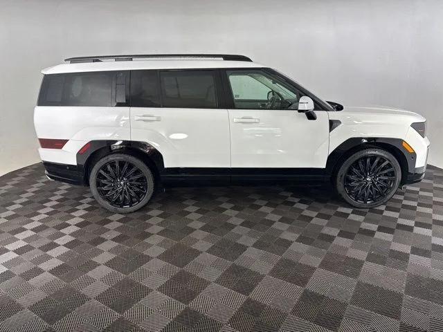 Used 2025 White Hyundai Calligraphy image 5
