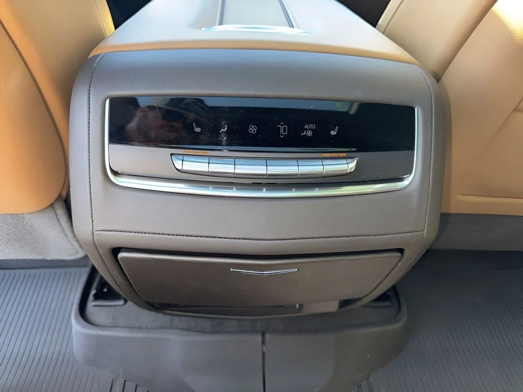 Used 2023 Crystal White Tricoat Cadillac Sport image 30