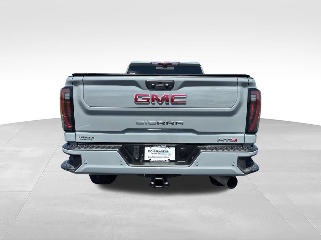 Used 2024 Gray GMC AT4 image 3
