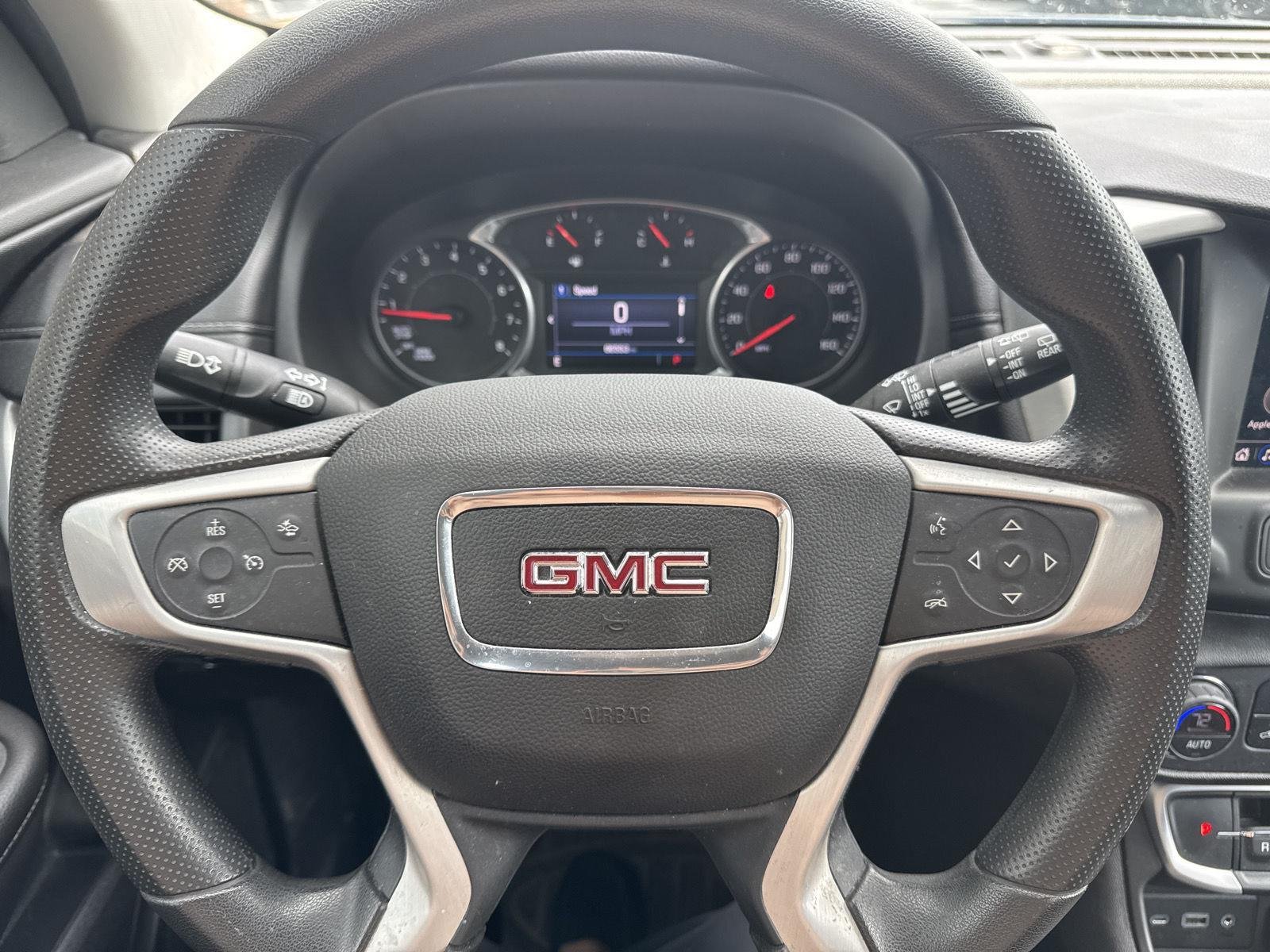 Used 2022 Ebony Twilight Metallic GMC SLE image 8