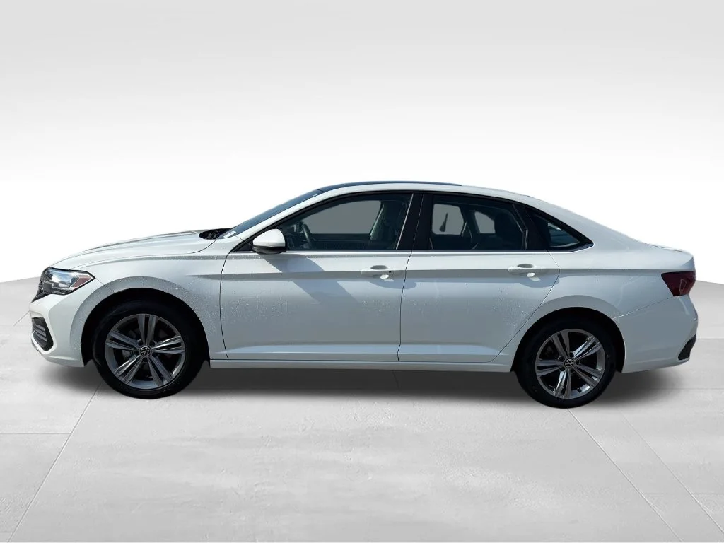 3VW7M7BU2NM016083