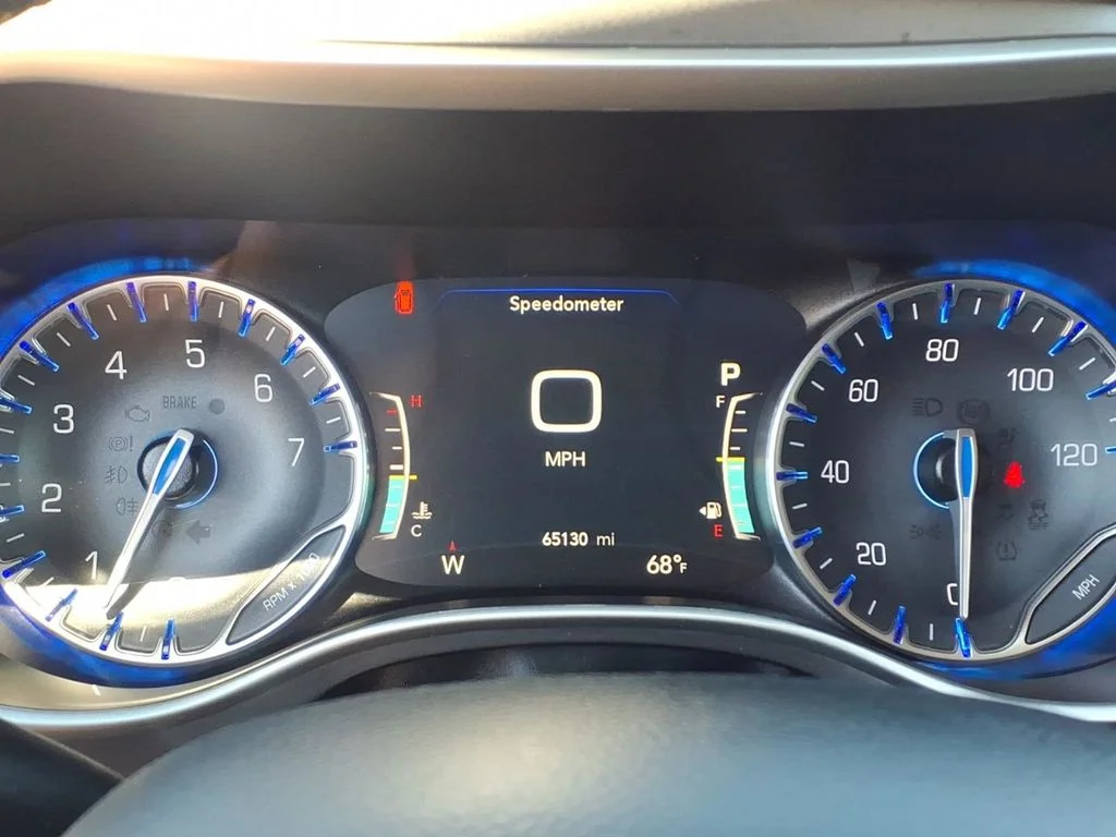 Used 2023 White Chrysler Touring L image 16
