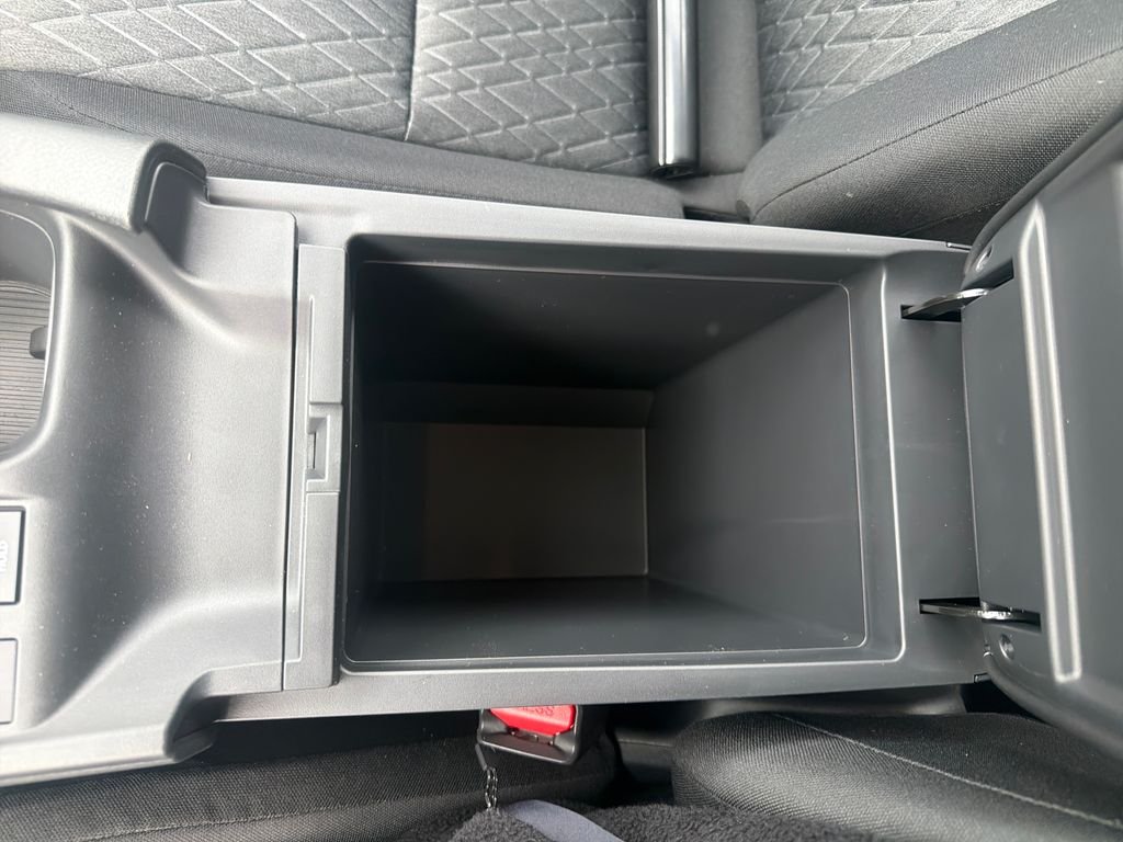 New 2026 Nissan Sentra SV 4D Sedan